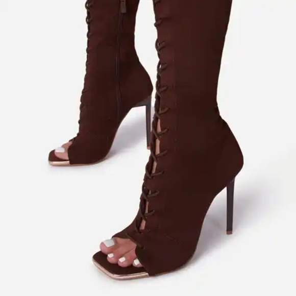 𝙇𝙖𝙨𝙩 8.5 & 9🖤🎥Island Fever Square Peep Toe Boot - Picture 10 of 13